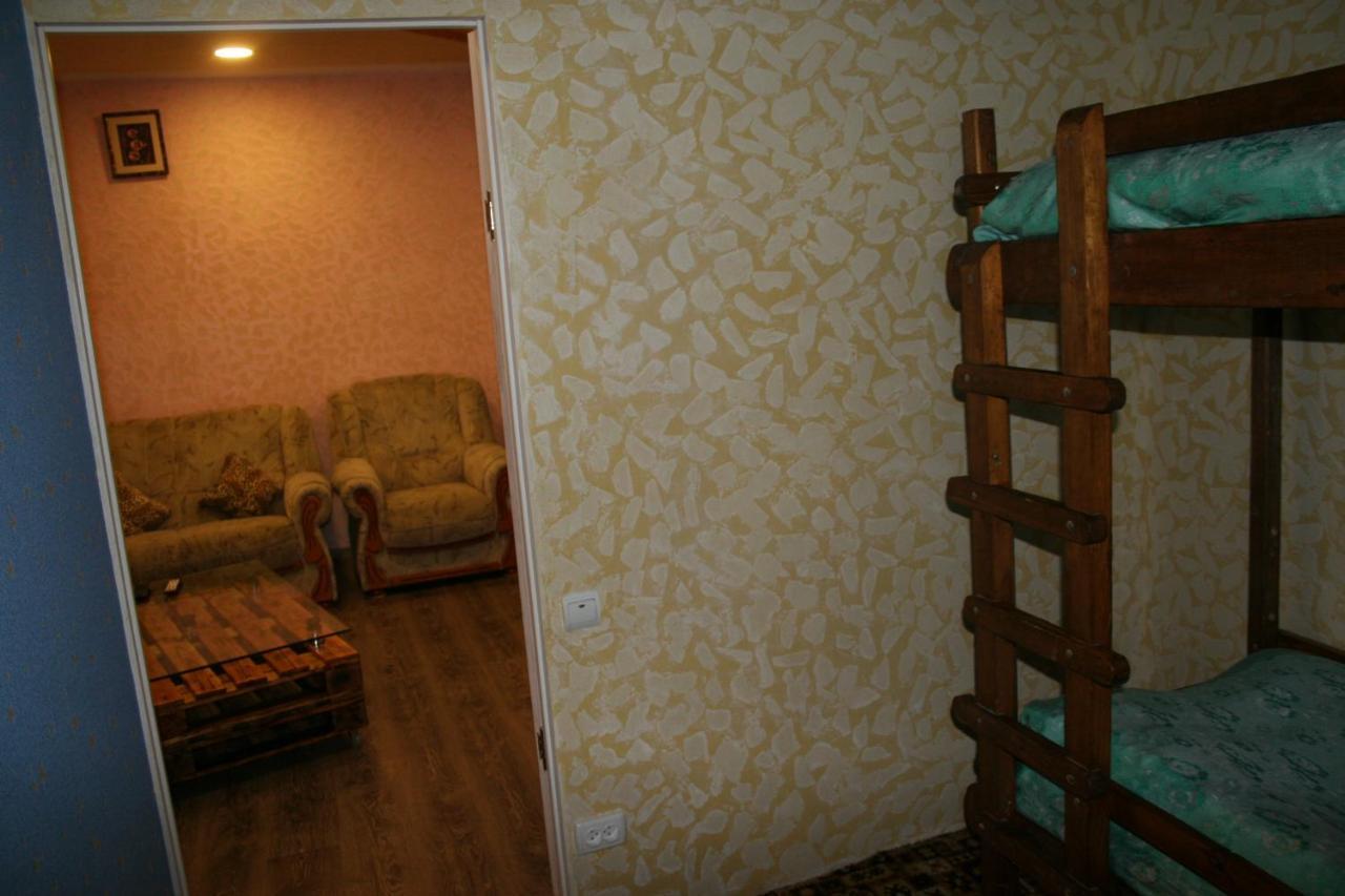 Guest House Nima Borjomi Ngoại thất bức ảnh
