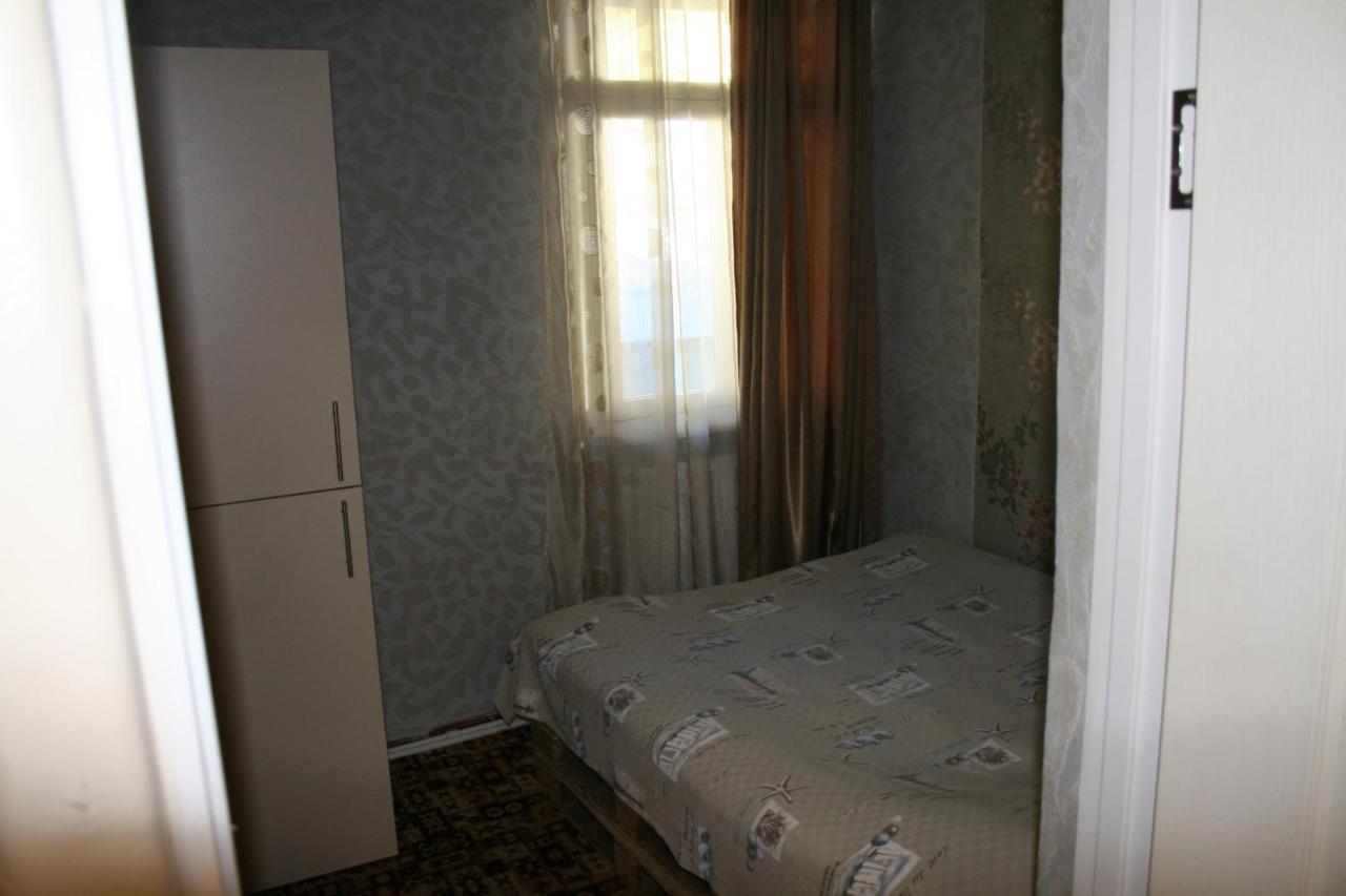 Guest House Nima Borjomi Ngoại thất bức ảnh